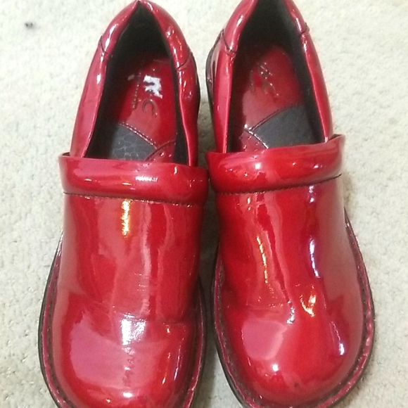 Women boc shoes